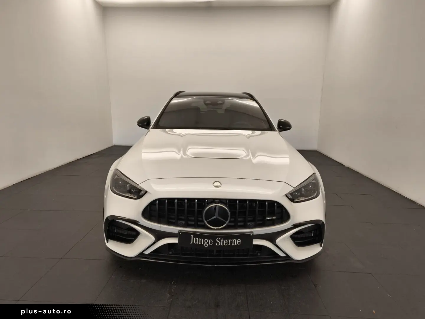 MERCEDES-BENZ C 63T SE Performance Drivers AHK Pano Night 20