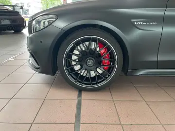 MERCEDES-BENZ C 63 AMG Coupe ACC PANO BURMESTER DRIV…