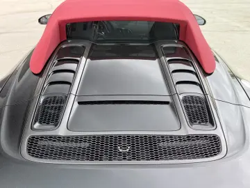 Audi R8 Spyder 5.2 FSI quat perfm.