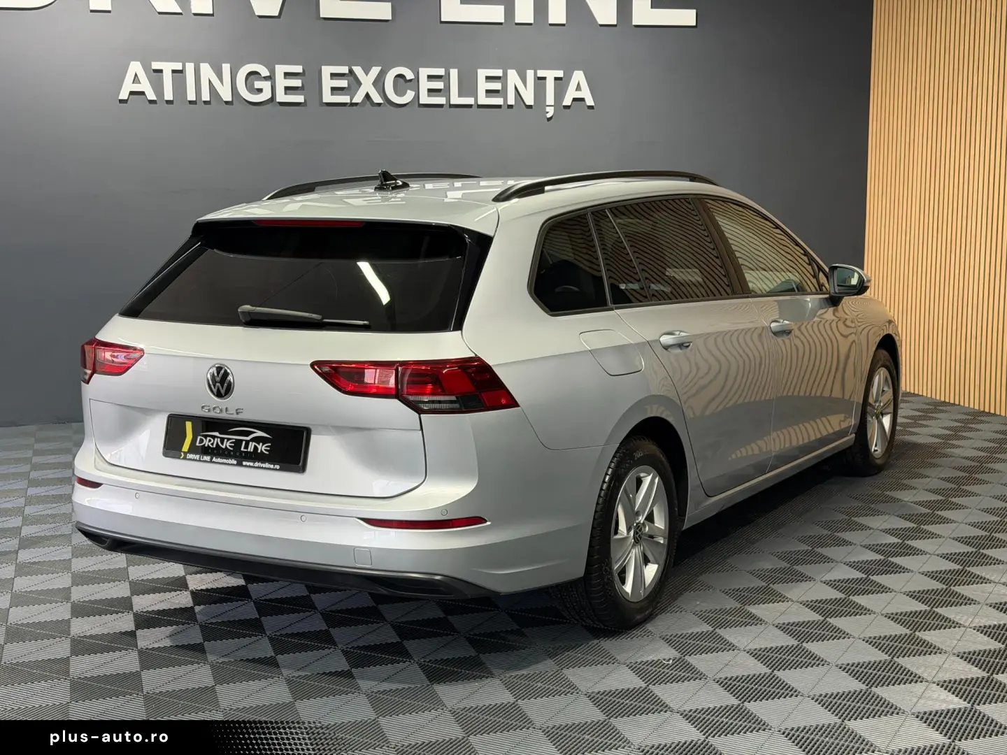 VOLKSWAGEN Golf Variant 2.0 TDI SCR Life