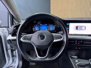 VOLKSWAGEN Golf Variant 2.0 TDI SCR Life