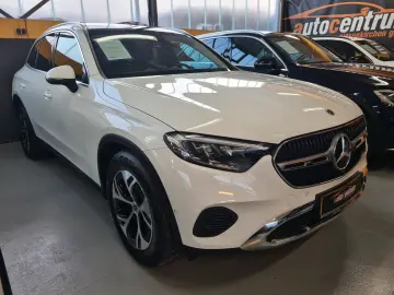 MERCEDES-BENZ GLC 220d 4M 2x Avantg Pano Memo MBUX L…
