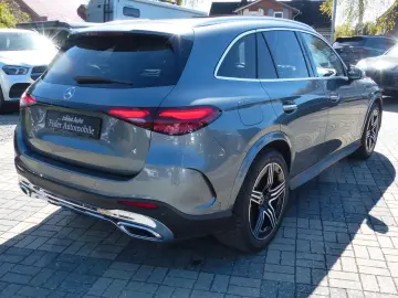 MERCEDES-BENZ GLC 220 d 4Matic AMG Premium Distr Led…