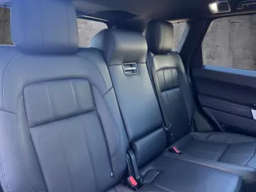 LAND ROVER Range Rover Sport D300 HSE Dynamic Black Paket