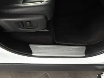 LAND ROVER Range Rover Sport 3.0 D300 HSE Dynamic LAND-Gara