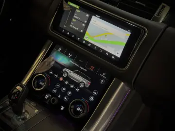 LAND ROVER Range Rover Sport HSE Dynamic P400 PANO HEAD-UP
