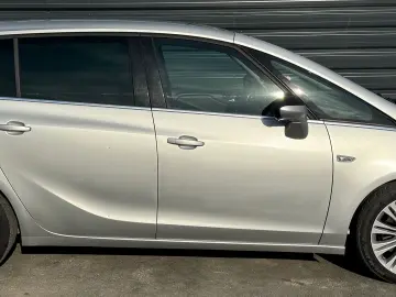 Opel Zafira 2012 – 7 locuri - automata - piele - distronic