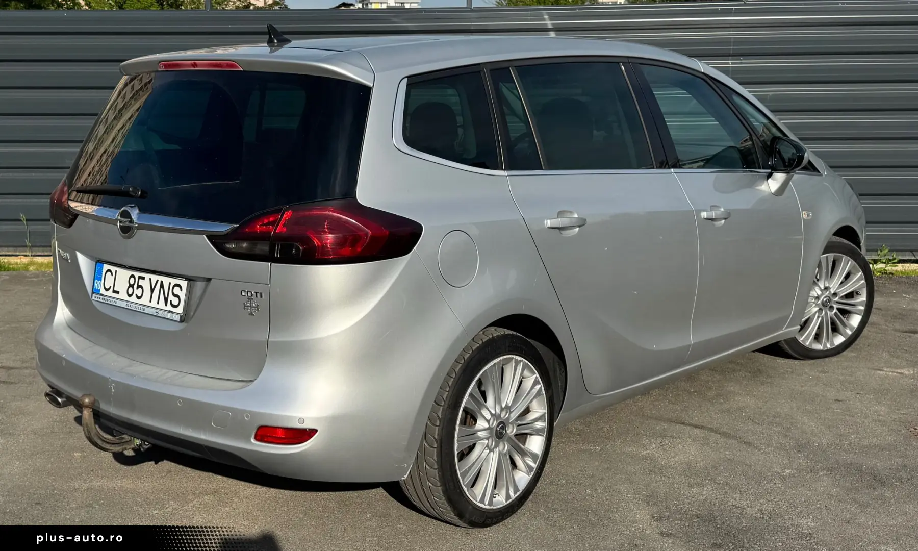 Opel Zafira 2012 – 7 locuri - automata - piele - distronic