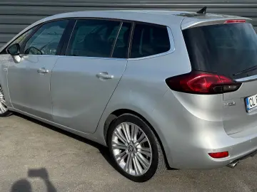 Opel Zafira 2012 – 7 locuri - automata - piele - distronic