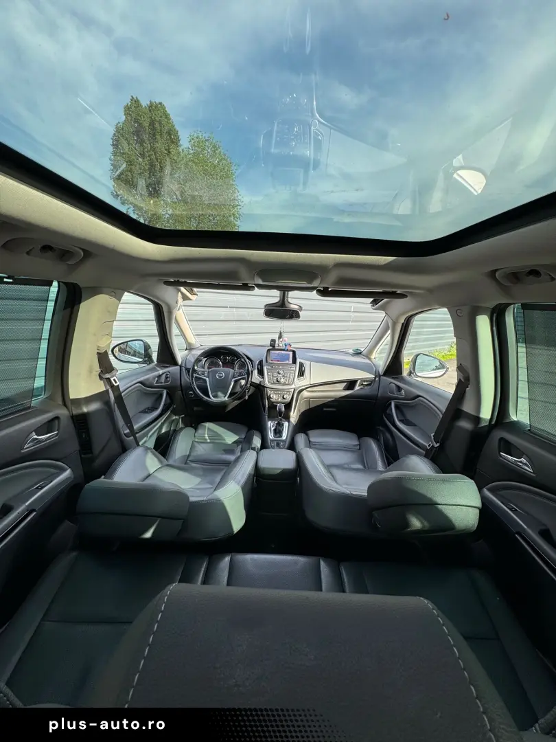 Opel Zafira 2012 – 7 locuri - automata - piele - distronic