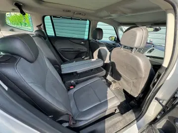 Opel Zafira 2012 – 7 locuri - automata - piele - distronic