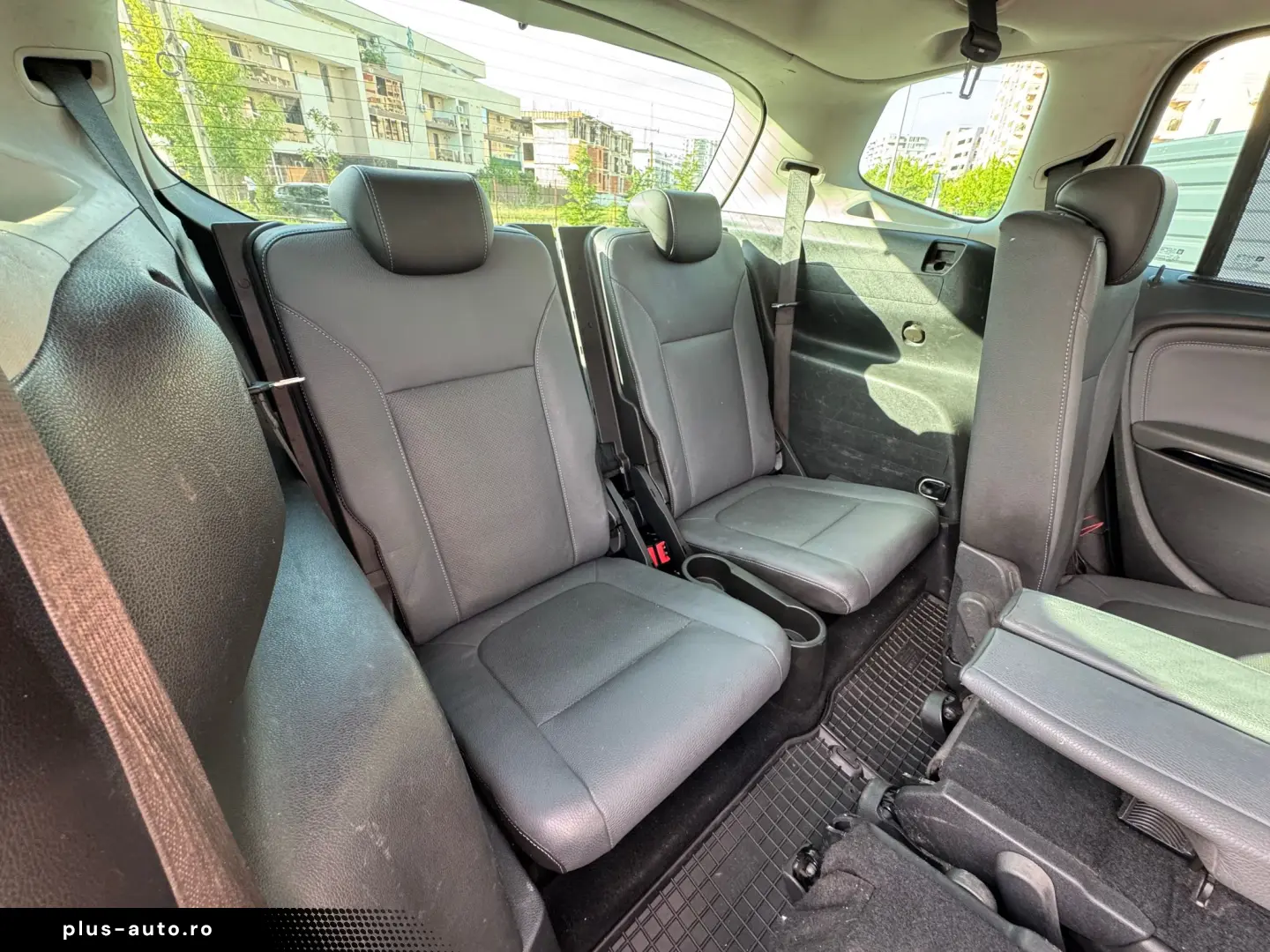 Opel Zafira 2012 – 7 locuri - automata - piele - distronic