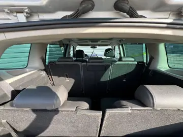 Opel Zafira 2012 – 7 locuri - automata - piele - distronic