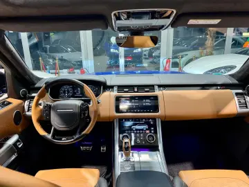LAND ROVER Range Rover Sport SVR CARBON BLAU-MATT PANORAMA