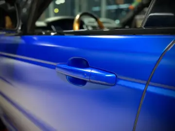 LAND ROVER Range Rover Sport SVR CARBON BLAU-MATT PANORAMA