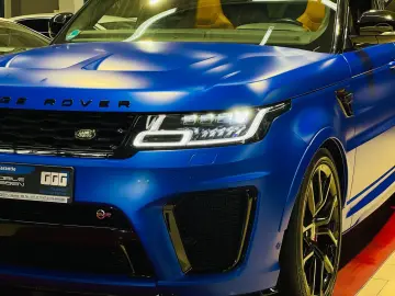 LAND ROVER Range Rover Sport SVR CARBON BLAU-MATT PANORAMA