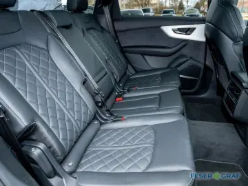 AUDI Q7 50TDI S line Matrix adAIR Leder Kameras Pano