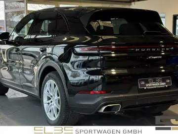 PORSCHE Cayenne PANORAMA BOSE MATRIX LED PASM 1. Hand