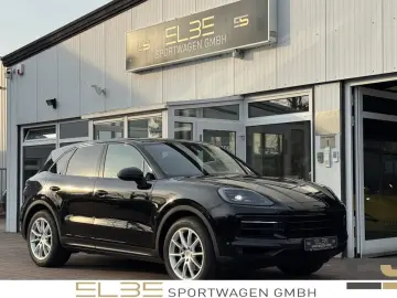 PORSCHE Cayenne PANORAMA BOSE MATRIX LED PASM 1. Hand