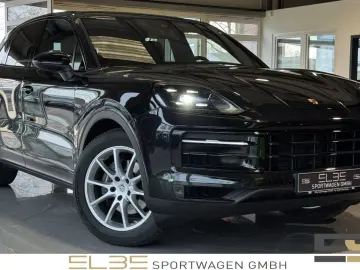 PORSCHE Cayenne PANORAMA BOSE MATRIX LED PASM 1. Hand