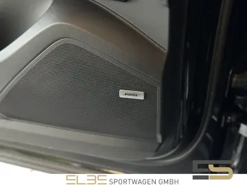 PORSCHE Cayenne PANORAMA BOSE MATRIX LED PASM 1. Hand