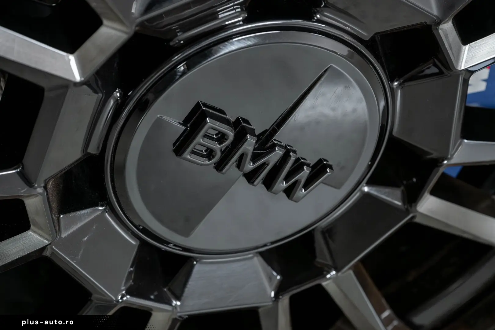 BMW XM M-DRIVERS PACKAGE DRIVING ASS PRO B&W DIAMOND