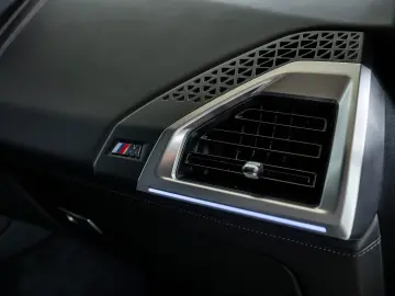 BMW XM M-DRIVERS PACKAGE DRIVING ASS PRO B&W DIAMOND