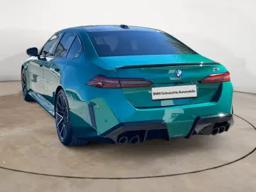BMW M5 xDrive