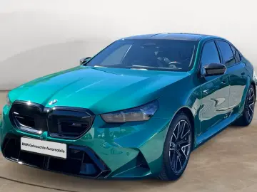 BMW M5 xDrive