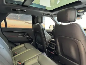 LAND ROVER Range Rover Sport D300 Dyn SE WinterPaket Pano 2