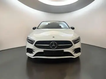 MERCEDES-BENZ A 250 e AMG LINE PANO HEAD 360 WIDE ACC 19Z