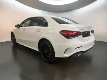 MERCEDES-BENZ A 250 e AMG LINE PANO HEAD 360 WIDE ACC 19Z