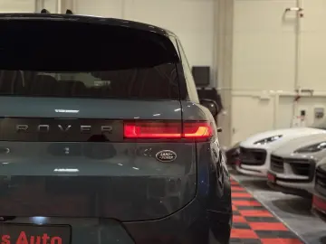 LAND ROVER  RANGE ROVER SPORT FIRST EDITION