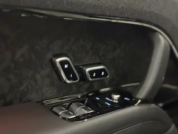 LAND ROVER  RANGE ROVER SPORT FIRST EDITION