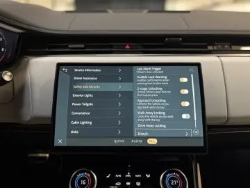 LAND ROVER  RANGE ROVER SPORT FIRST EDITION