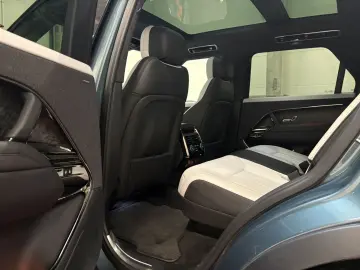 LAND ROVER  RANGE ROVER SPORT FIRST EDITION