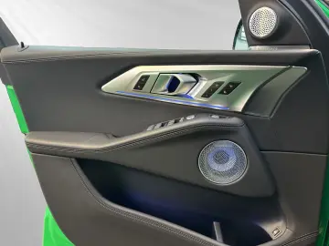 BMW XM 50e  Indiv. Signal