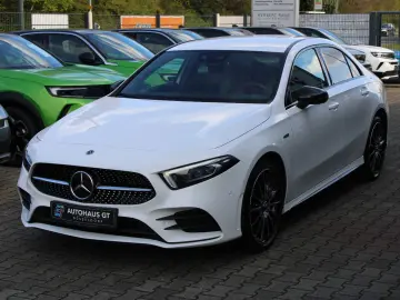 MERCEDES-BENZ A 250e AMG Edition 2020 Night ACC 360 K
