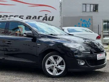 RENAULT MEGANE BOSE