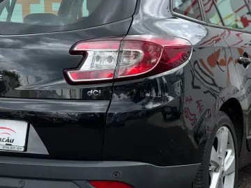 RENAULT MEGANE BOSE