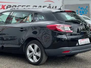 RENAULT MEGANE BOSE