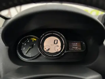 RENAULT MEGANE BOSE