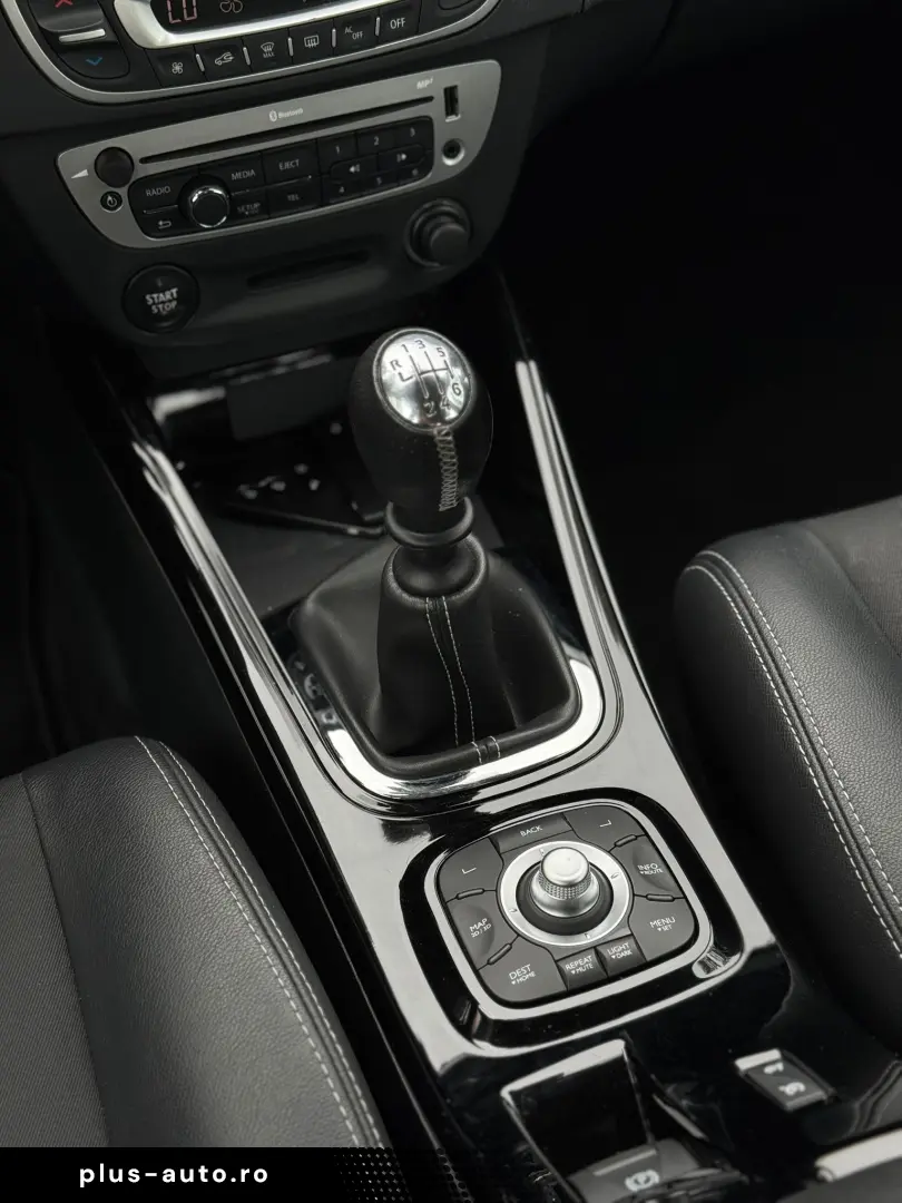 RENAULT MEGANE BOSE