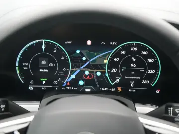 VW Touareg V6 eHybrid Elegance PANO LUFT AHK MATRIX