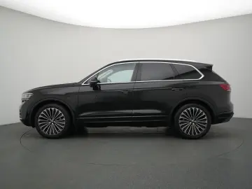 VW Touareg V6 eHybrid Elegance PANO LUFT AHK MATRIX
