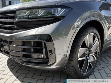VW Touareg R 3.0 eHybrid 4Motion AHK IQ.LIGHT Leder