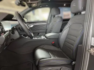 VW Touareg R 3.0TSI eHybrid  LUFT HUD DYNAUDIO
