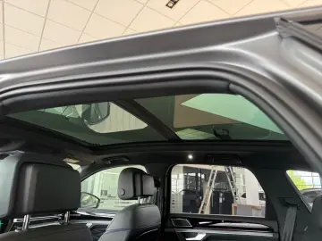VW Touareg R 3.0TSI eHybrid  LUFT HUD DYNAUDIO