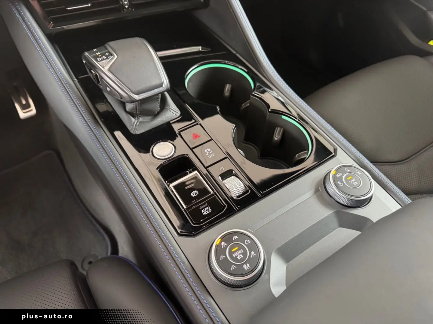 VW Touareg R 3.0TSI eHybrid  LUFT HUD DYNAUDIO