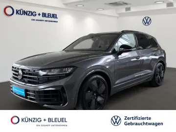 VW Touareg R 3.0TSI eHybrid  KAMERA DYNAUDIO